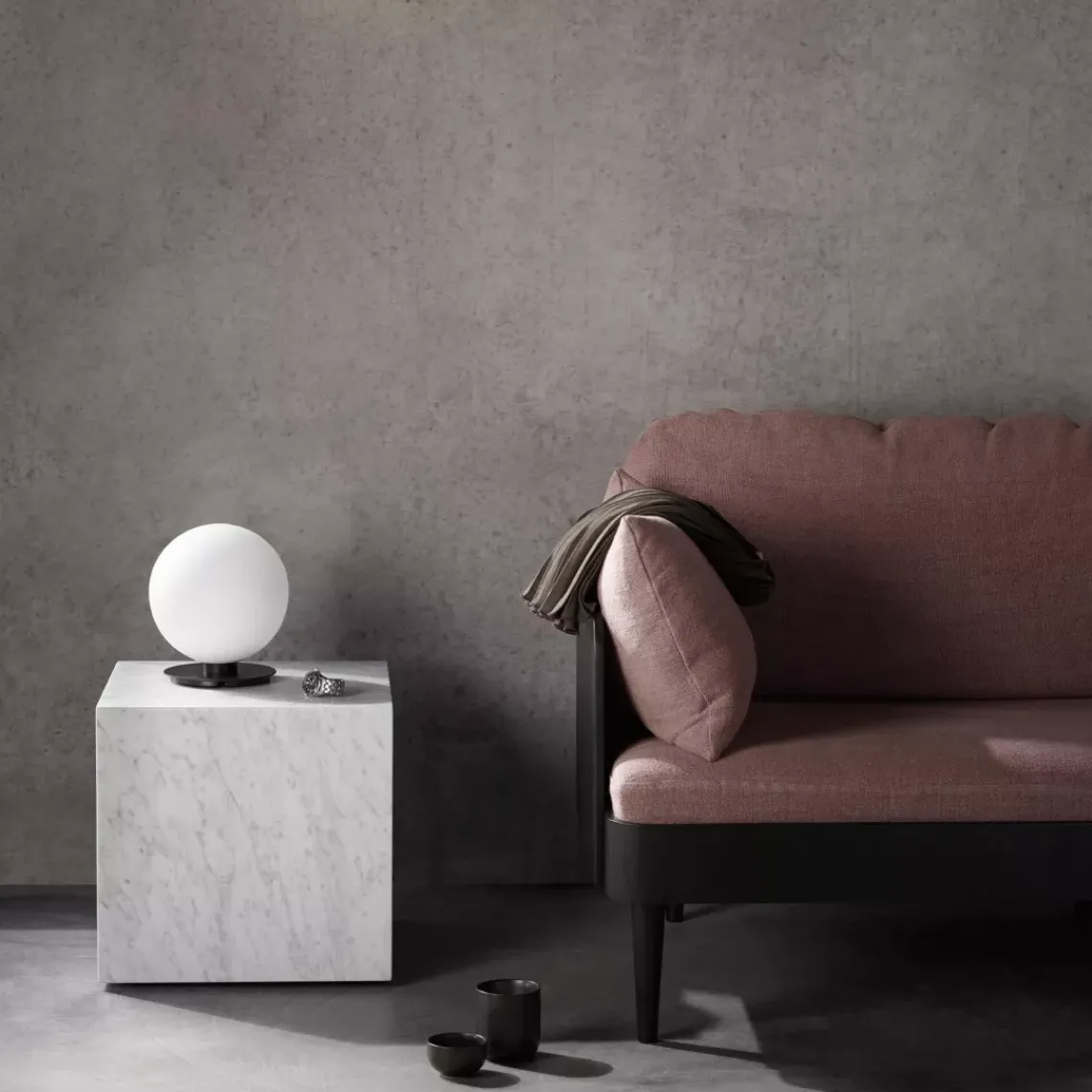 DPJ Workspace Beistelltisch Plinth Cube
