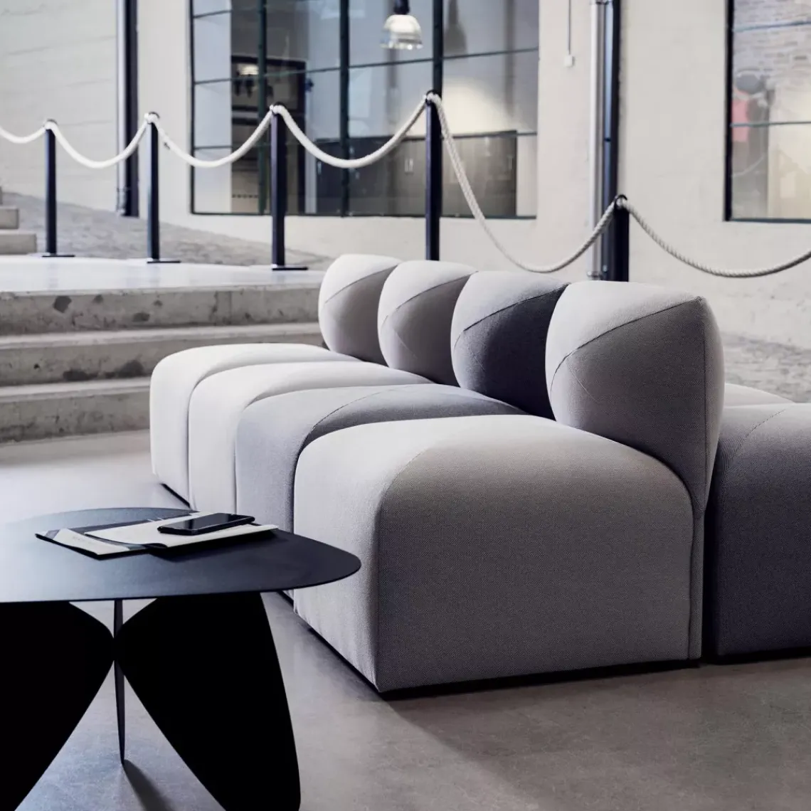 DPJ Workspace Couchtisch Play