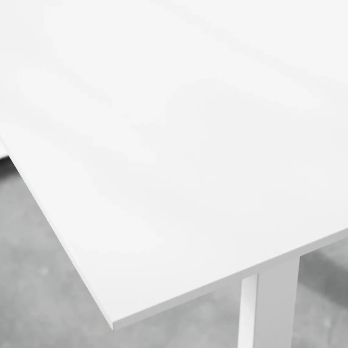 DPJ Workspace Fester Schreibtisch City - Weißes Gestell und Platte in Walnuss-Optik