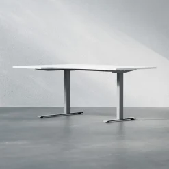 DPJ Workspace Fester Schreibtisch mit geschwungener Platte