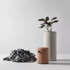 DPJ Workspace Hocker dB Pillar