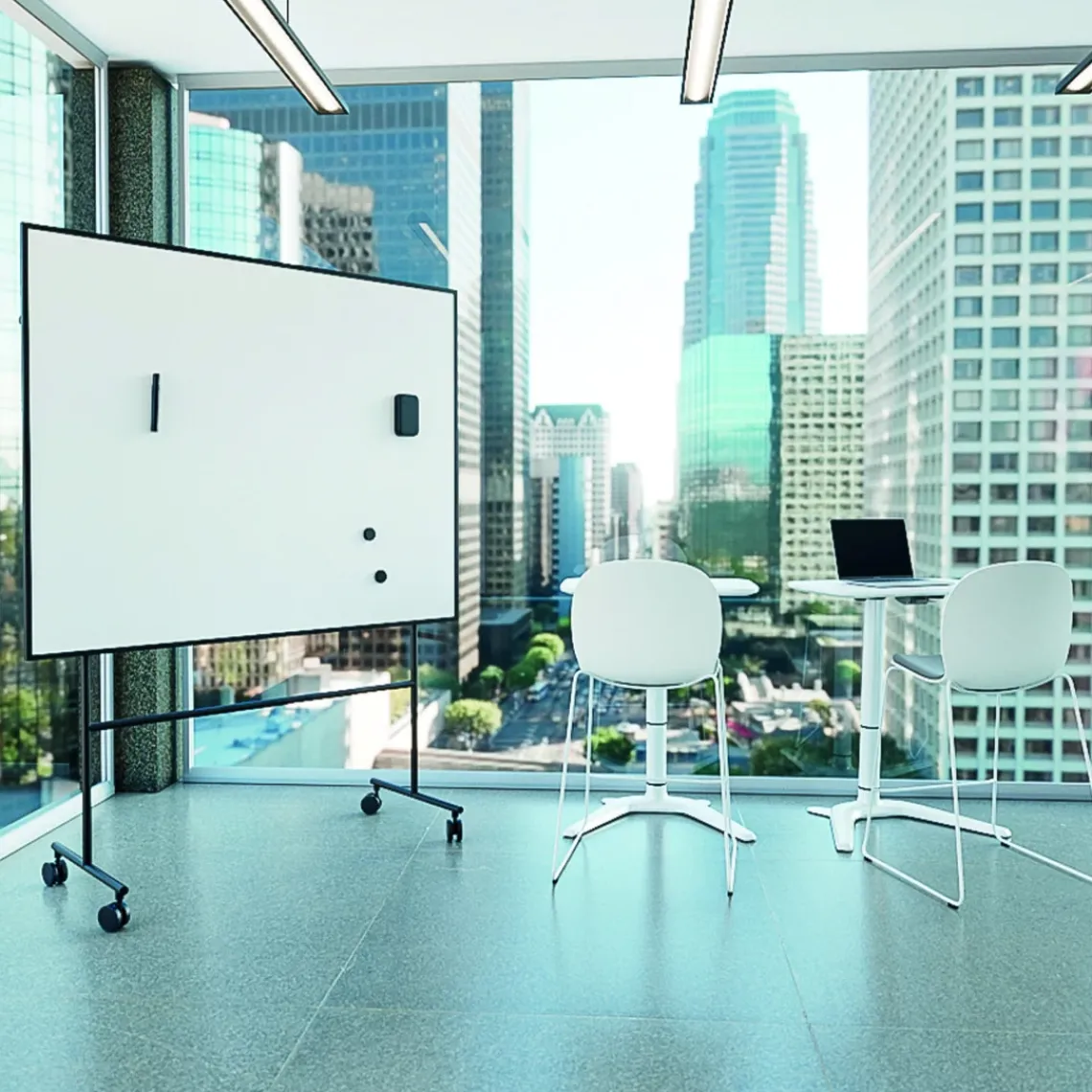 DPJ Workspace Kleiner höhenverstellbarer Schreibtisch - Mit Gasfeder