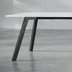 DPJ Workspace Konferenztisch Viggo Standard - Höhe 73 cm