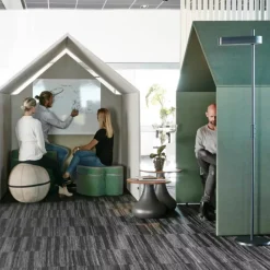 DPJ Workspace Schallabsorbierender Raum Half a Hut - Mit Kabelkanal