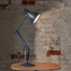 DPJ Workspace Schreibtischlampe Type 75