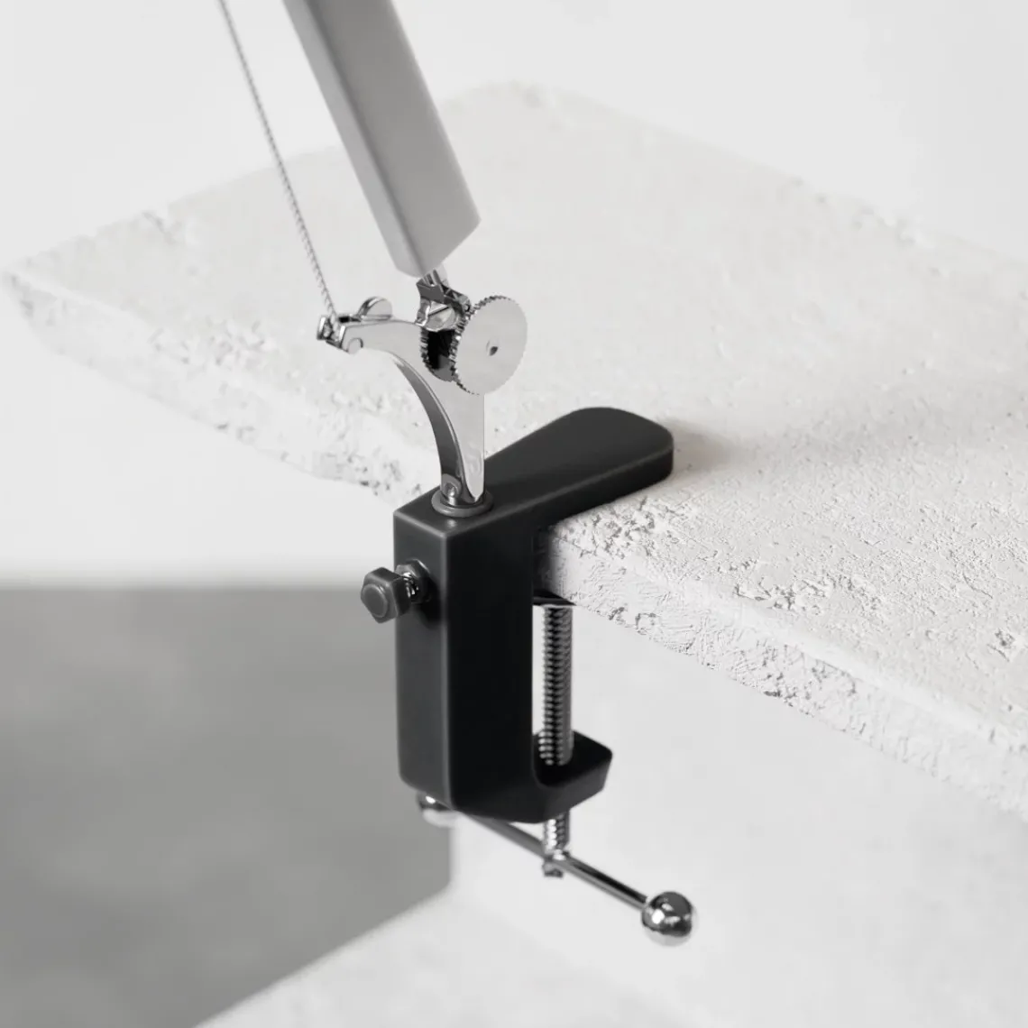 DPJ Workspace Schreibtischleuchte Classic