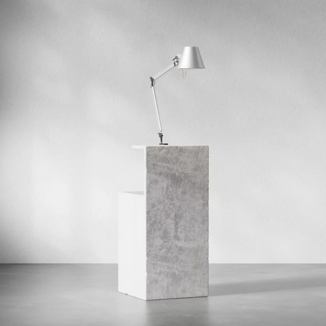 DPJ Workspace Schreibtischleuchte Classic