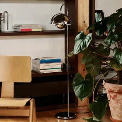 DPJ Workspace Stehleuchte Flowerpot VP12
