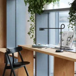 DPJ Workspace Tischleuchte Salto