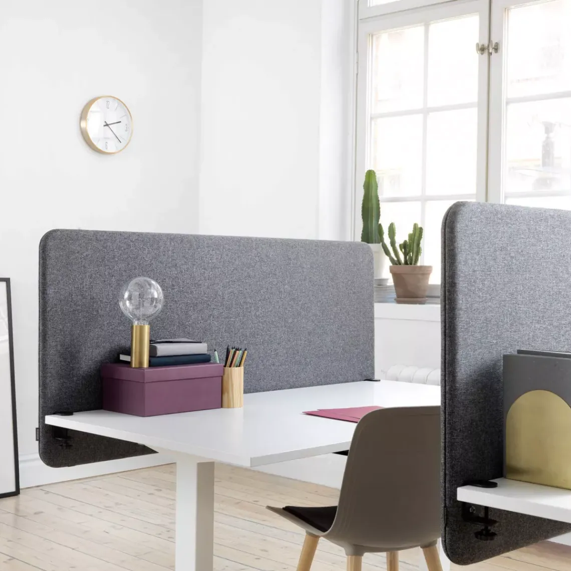 DPJ Workspace Tischtrennwand Softline 30 hängend - Komplettpaket mit Tischbeschlägen
